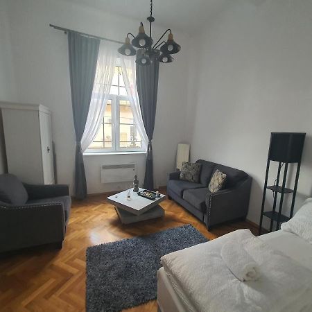 ☆ Bulevard Apartments ☆ Arad Exterior foto